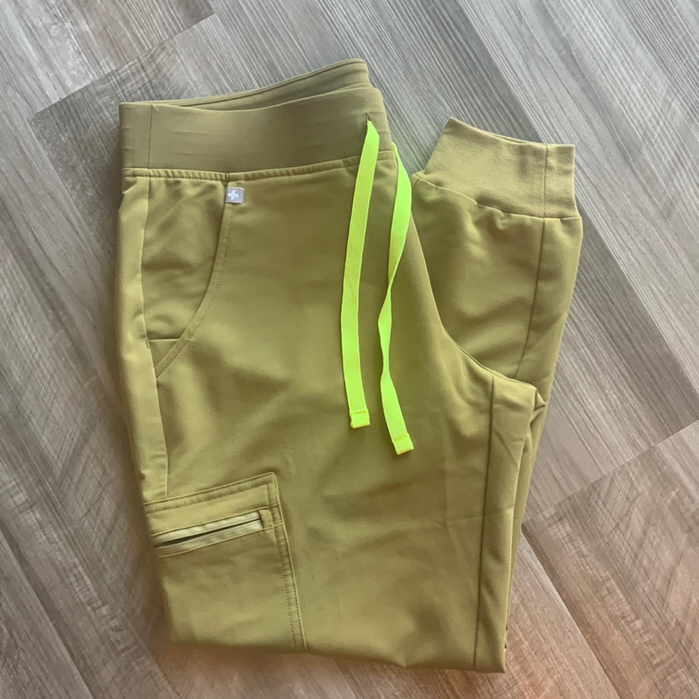 FIGS Limited Edition Zamora Joggers